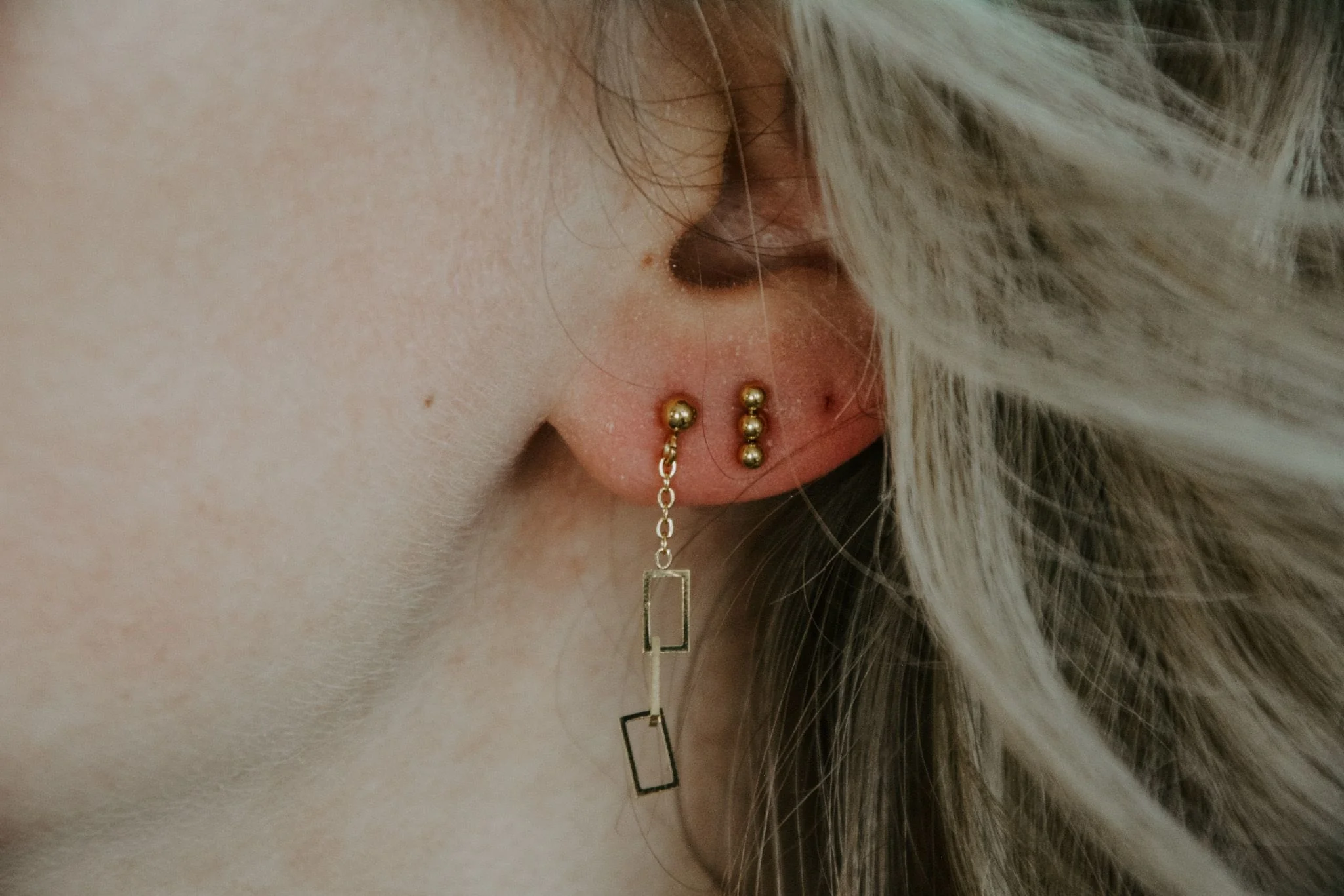 3 Dots - Studs - Earrings - Stainless Steel - Image 4