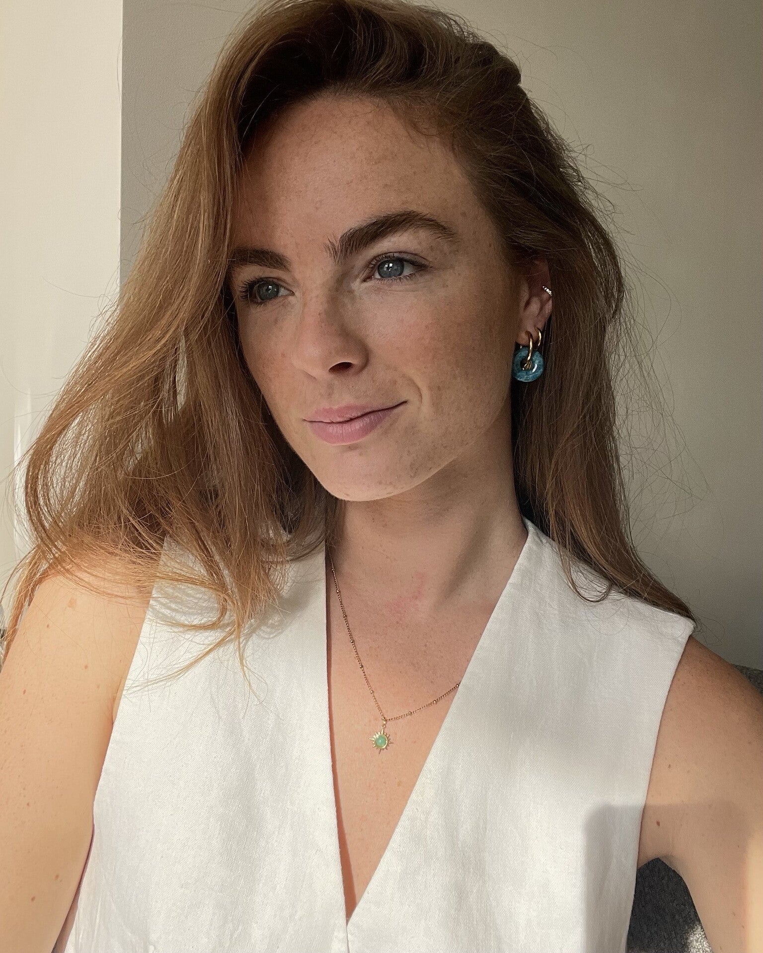Chasing the sun - Necklace - Natural Stone- Stainless Steel - Image 2