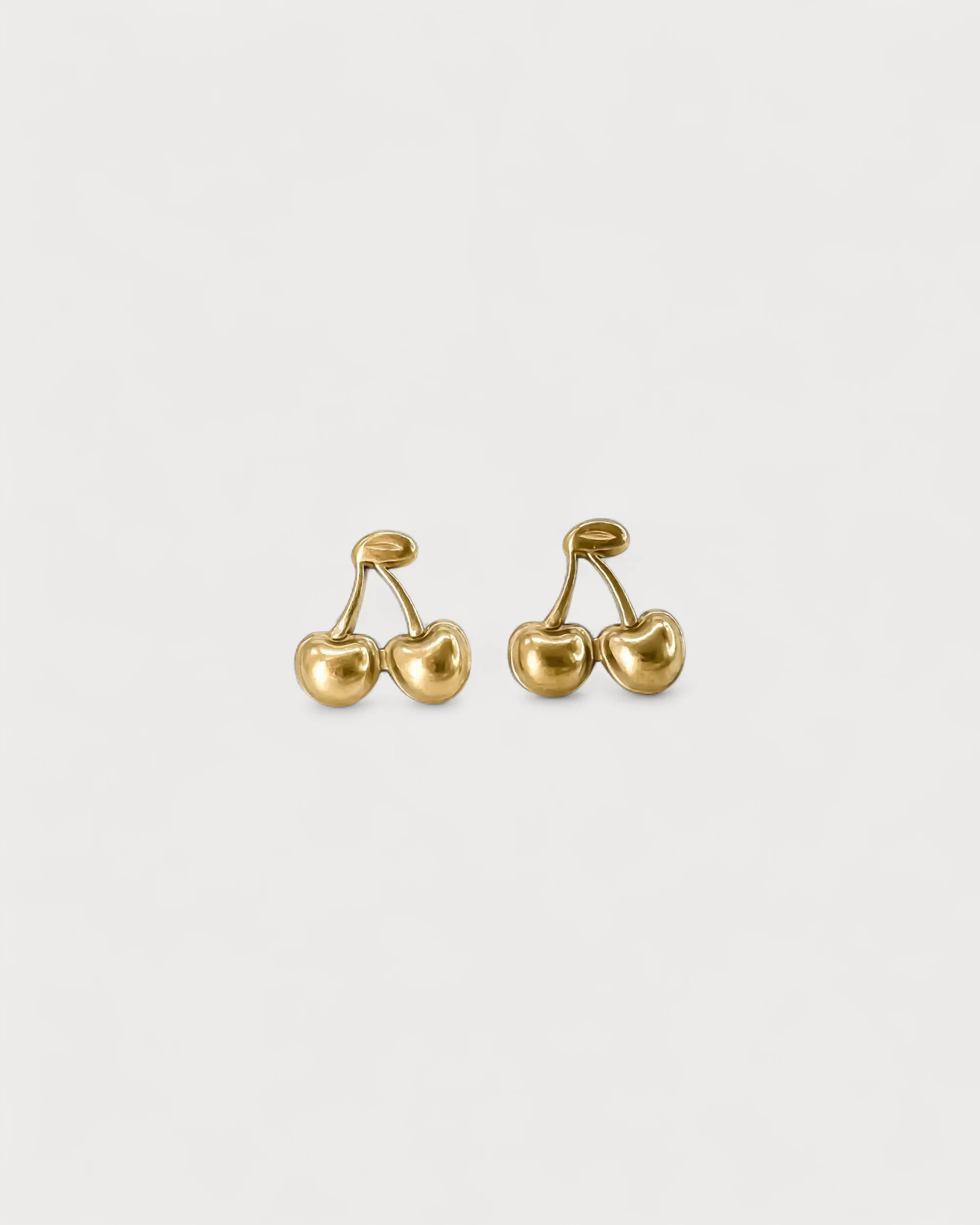Cherry on top - Studs - Earrings - Gold