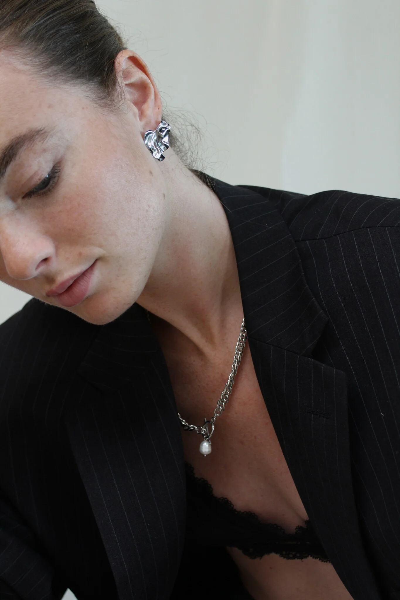 Chunky Pearl - Necklace - Stainless Steel - Image 6