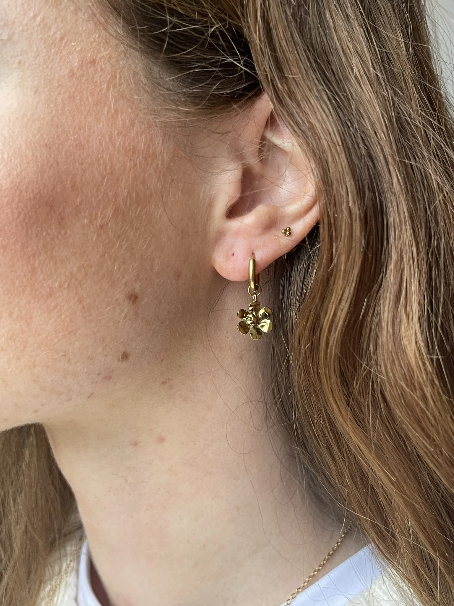 Kae Flower - Earrings - Stainless Steel - Image 2