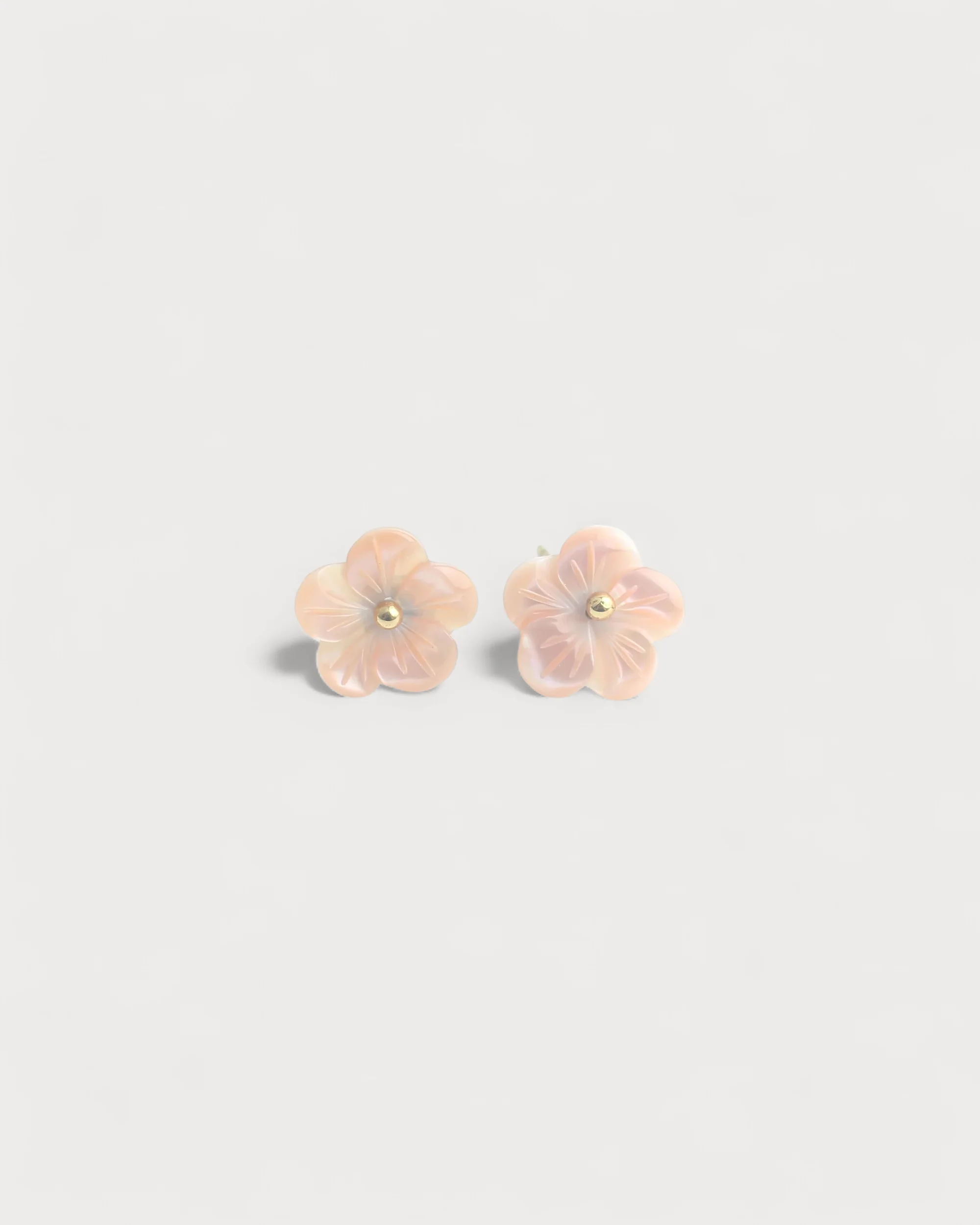 Shell Flower - Studs - Earrings - Stainless Steel - Image 3